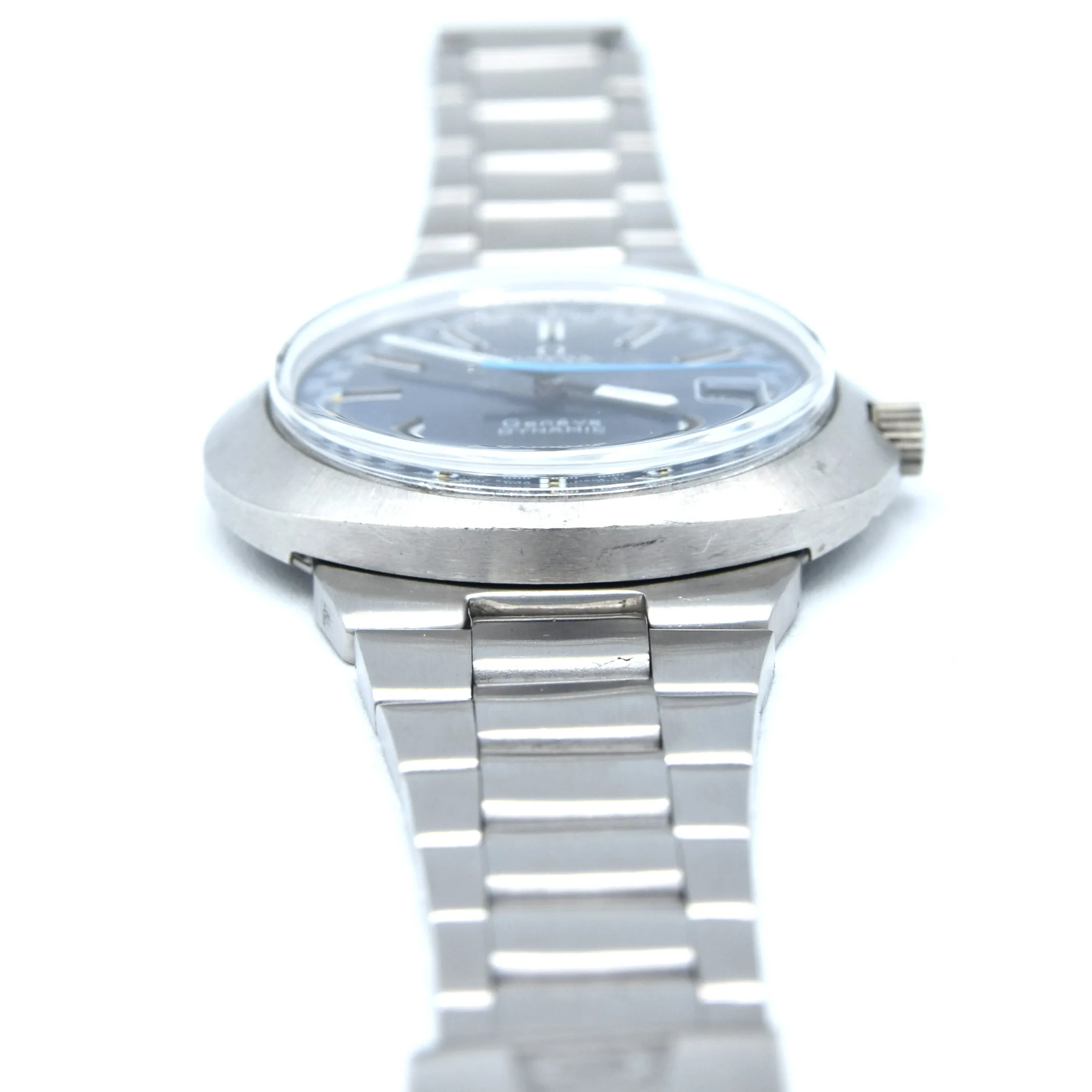 1969 Omega Geneve Dynamic Automatic Date with Rarer blue racing Dial 166.039 in Stainless Steel on Bracelet