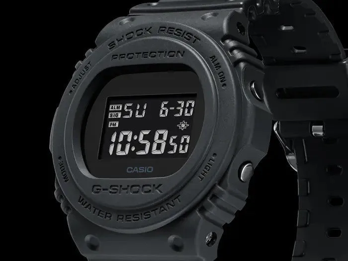 CASIO DW-5750E-1BDR G-Shock Resin Band 200-meter water resistance