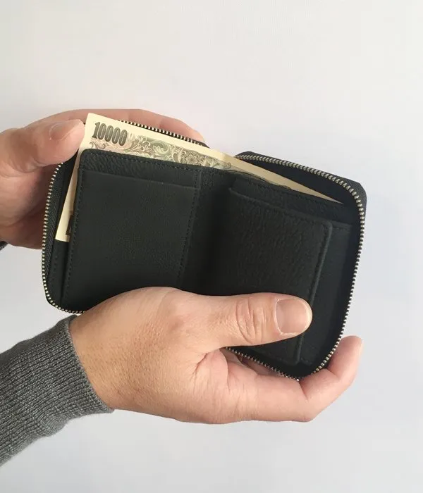 ERA./BUBBLE CALF ROUND PALM WALLET