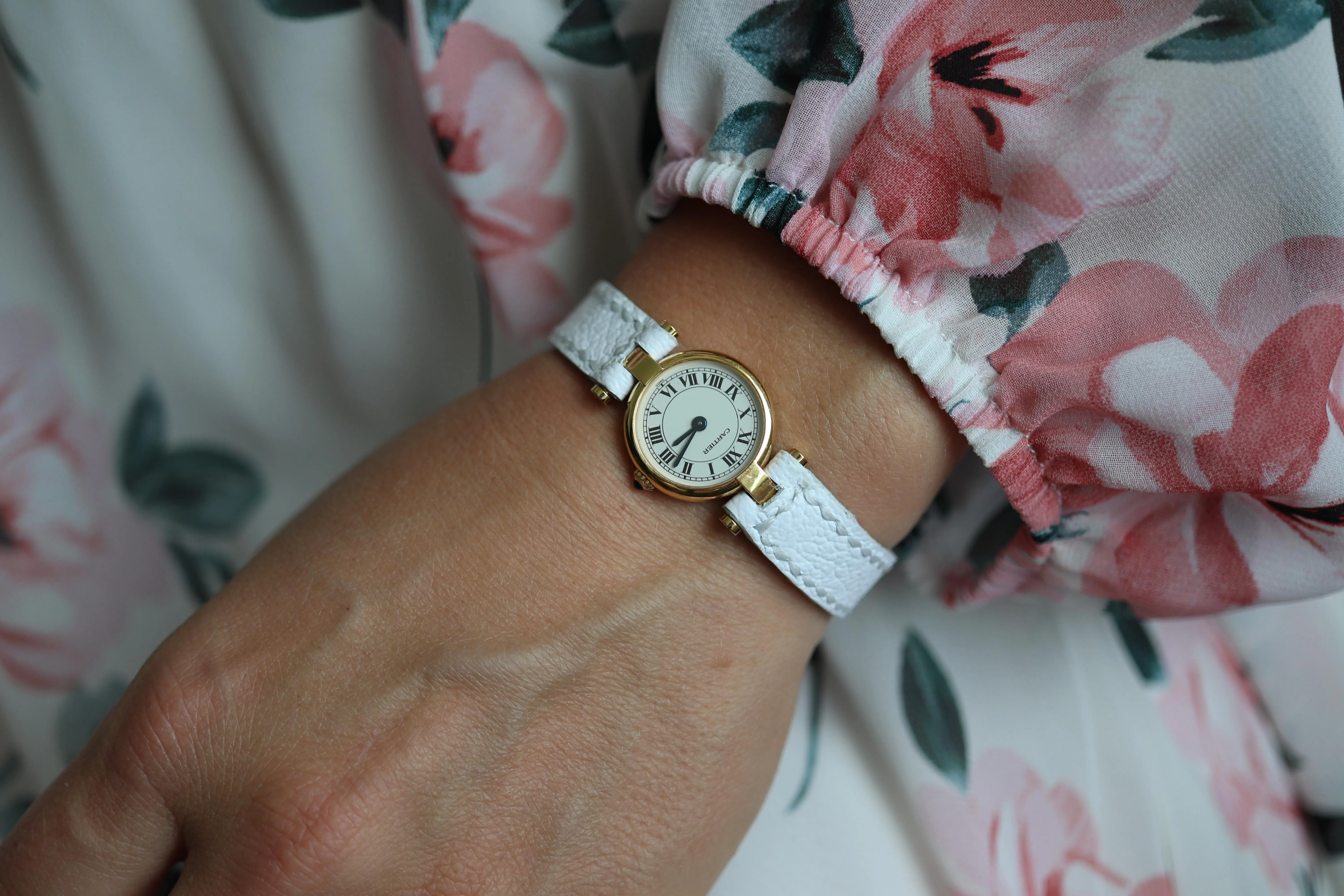 Genuine 18k Cartier Watch. 18k Gold Cartier Vendome 2163 Watch. CARTIER Mini