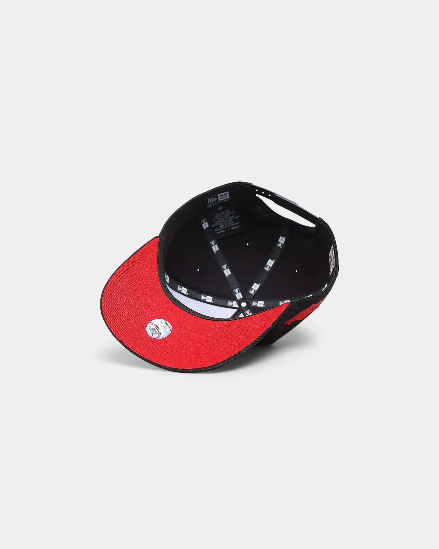 New Era Cincinnati Reds 'Red Carpet' Old Golfer Snapback Black/Red