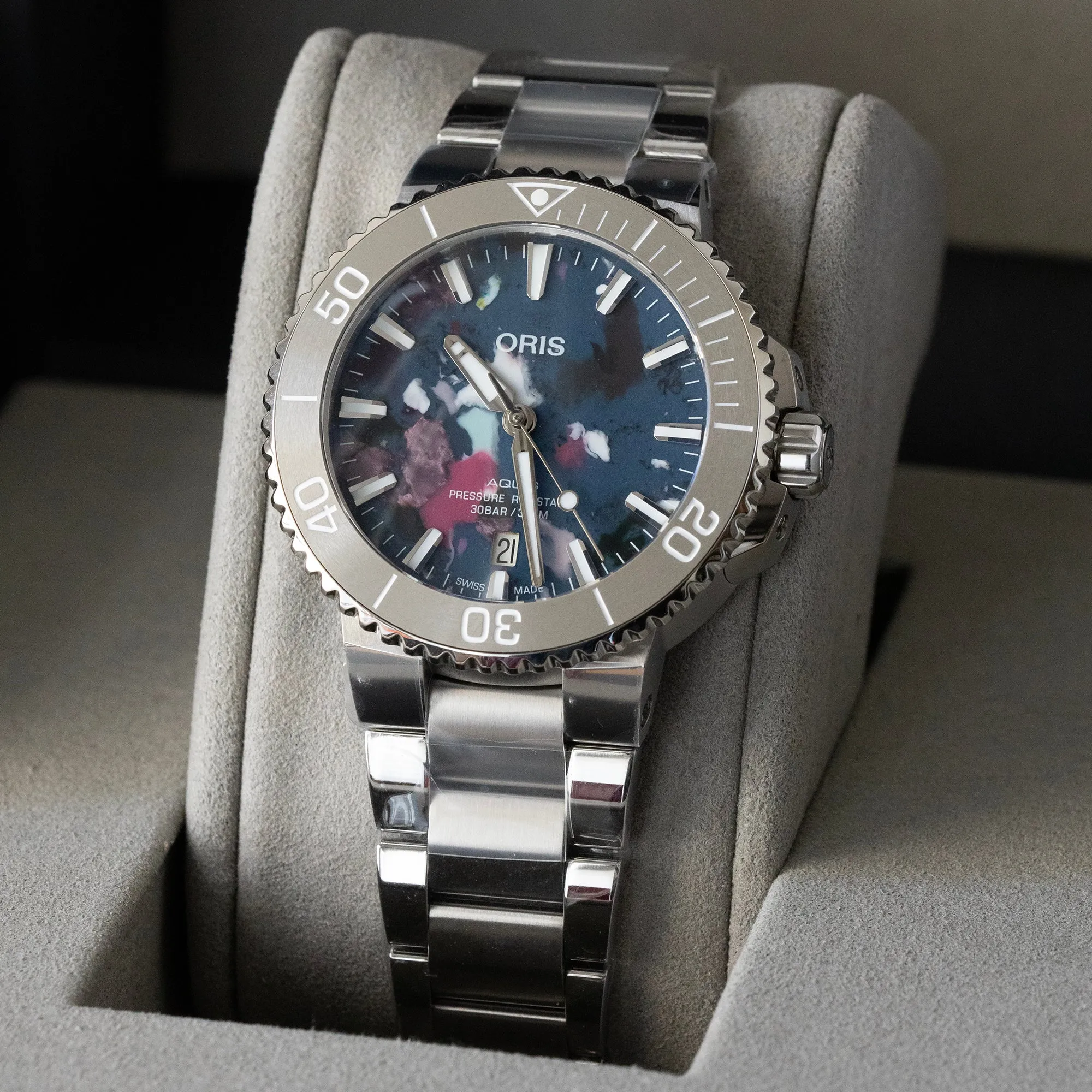 Oris - Aquis Date Upcycle 41.5mm