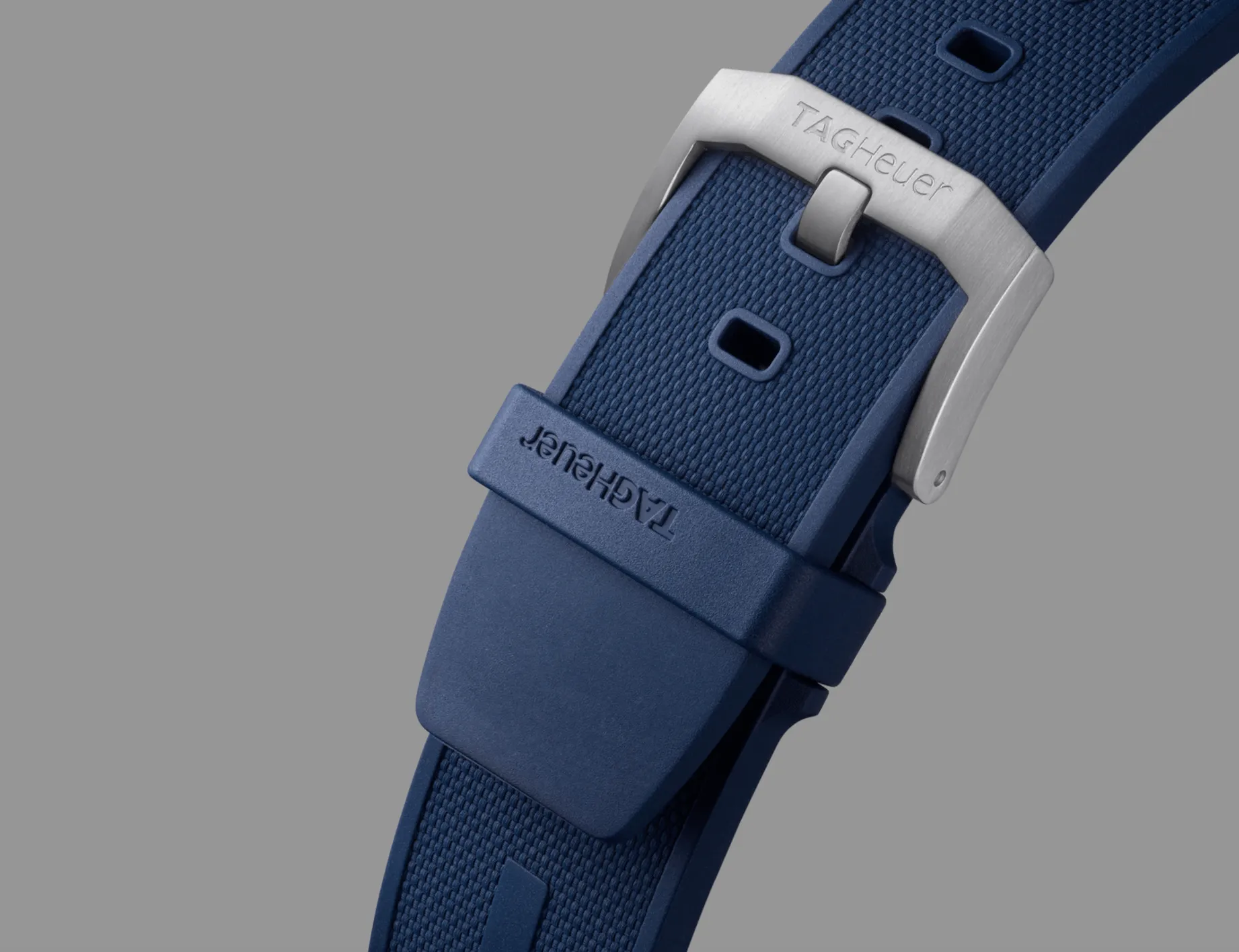 TAG HEUER FORMULA 1 X RED BULL RACING